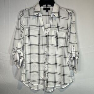Fortune Ivy Stitch Fix Blouse Womens Small‎ Roll Tab Sleeve Preppy Button Down